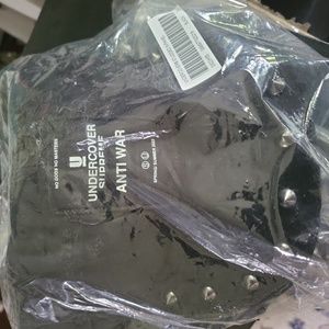 Supreme  x Undercover Anti War Cap